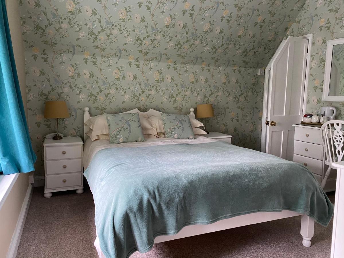 West Lodge Hotel Aylesbury  Extérieur photo